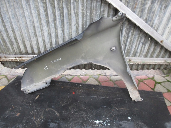 фото №13, Toyota avensis t25 универсал крыло левый правые перед 209 ночь time