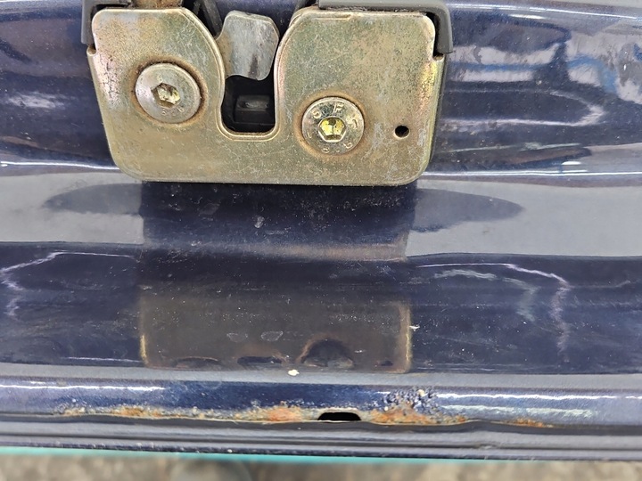 фото №16, Кришка багажника зад vw polo 95-01 sedan 4d темно-синій