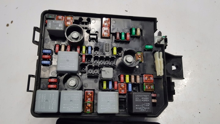 фото №9, Коробка запобіжників opel corsa e 1.3 cdti