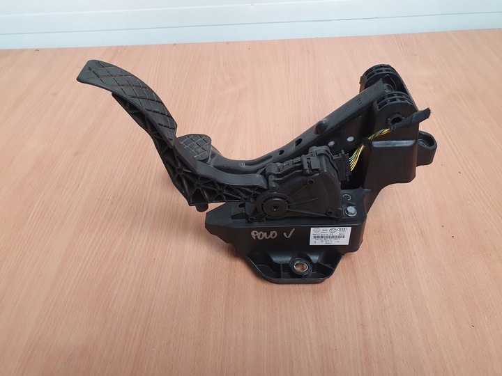 фото №14, Педаль тормоза сцепления газа vw polo v 6r0 14r