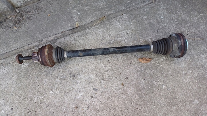 фото №1, Audi q5 8r0 полуось левая зад задняя 4x4 8r0501203c