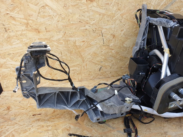 фото №5, Mercedes ml w166 отопитель каркас установка панели a1668303160