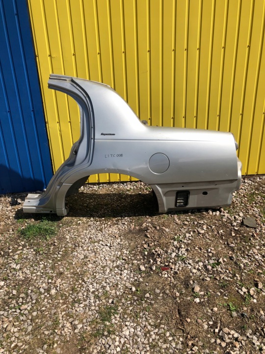 фото №10, Lincoln town car 2003-2011 крышка зад запчасти