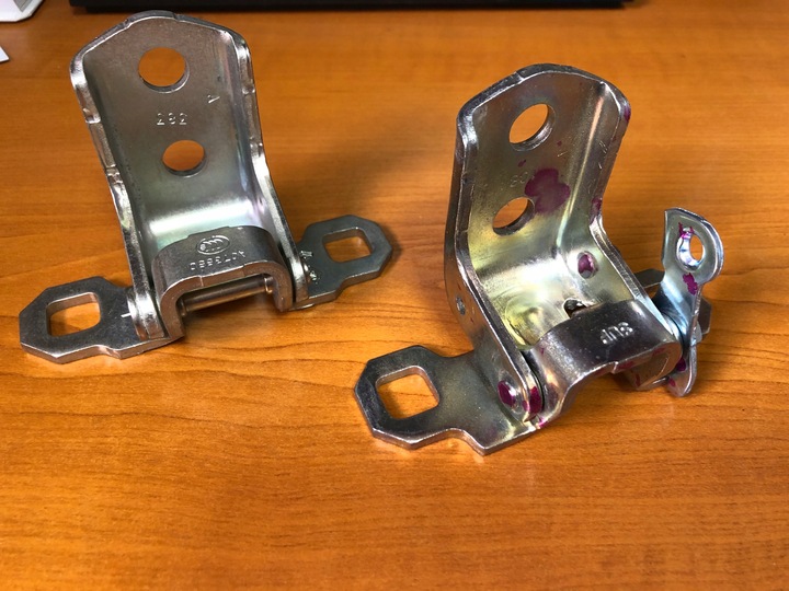 фото №9, Renault megane iii a073550 петлі двері