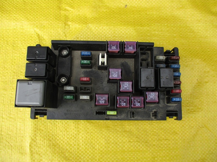 фото №1, Forester iii коробка предохранителей 82241sc020