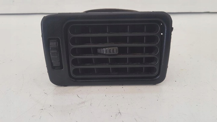 фото №1, Решітка повітропровід ліва renault magnum 460 dxi