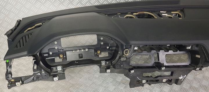 фото №10, Audi q5 80a панель роздавальна консоль капот чорна bez hud оригінал 16-23