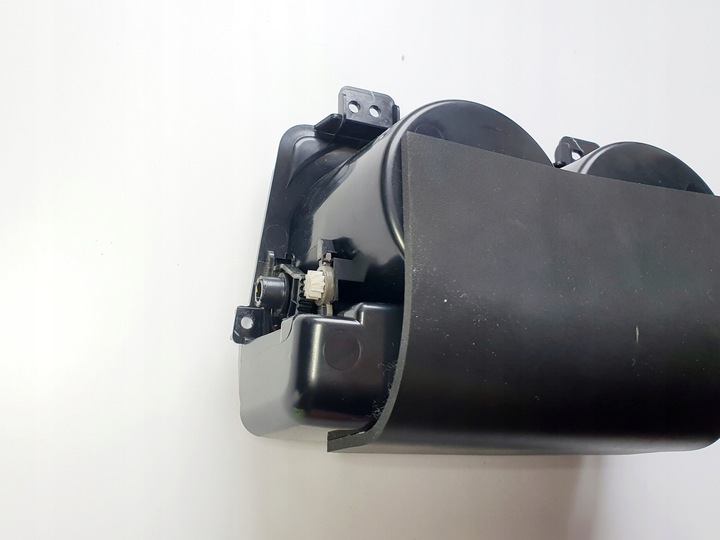 фото №10, Бардачок na напої mitsubishi outlander iii рестайлінг