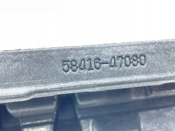 фото №6, Toyota prius prime 2016 обивка напольная багажника