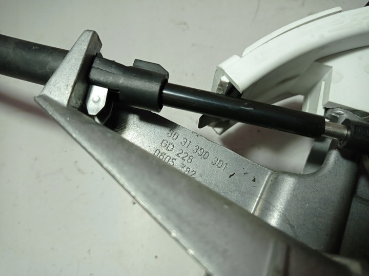 фото №9, Домкрат коробки передач автомат opel corsa c 8031390301