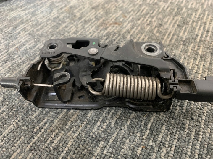 фото №10, Ford mustang mach-e gt rwd 21r трос замок замка капота оригинал