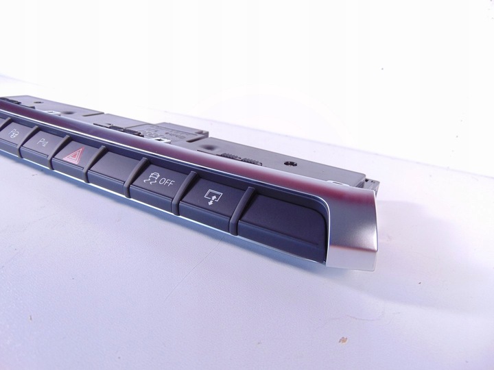 фото №16, Audi оригинальный номер 8v0925301ht