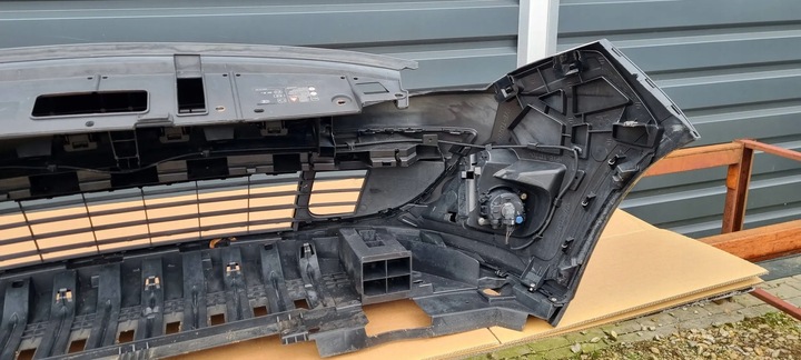 фото №8, Renault scenic iii 2009-2012 бампер перед оригинал e028