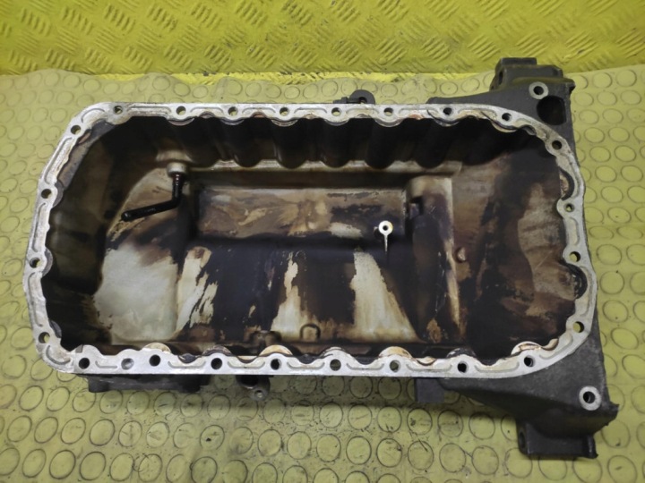 фото №7, Citroen c8 2.0 піддон піддон масла 9637093810