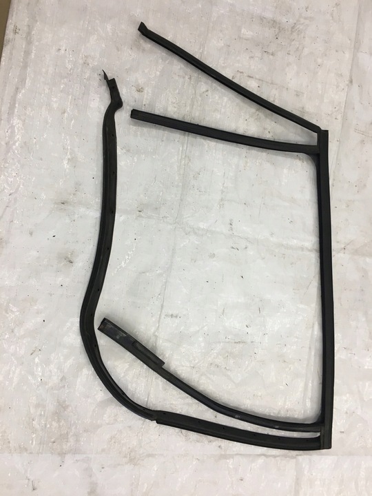 фото №9, Прокладка дверь правая зад 3b9839432 3b9839431 passat b5 универсал 1996-2005