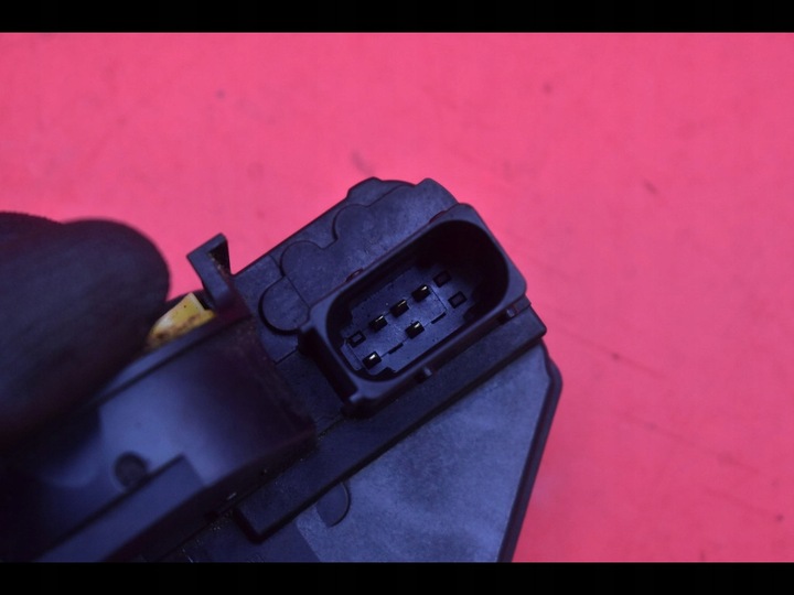 фото №7, Замок дверь левый перед переднее eu 13503801 opel insignia a универсал 08-14