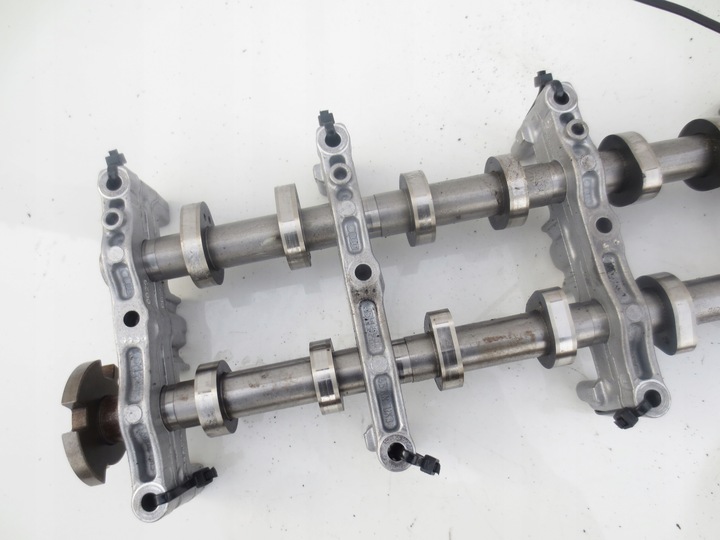 фото №2, Audi q7 a6 c7 a7 q5 ii q7 vw touareg 3.0 tdi кріплення вали розподільний вал праві