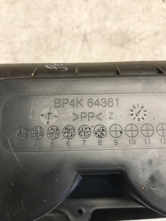 фото №5, Mazda 3 bk держатель бардачок na кружка bp4k64361