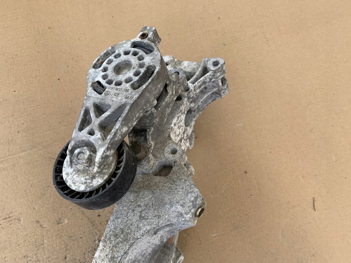 фото №3, Лапи основание генератора vw audi skoda 03g903143a