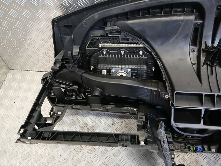 фото №9, Peugeot 2008 консоль панель подушки подушка безпеки ремені оригінал демонтаж європа