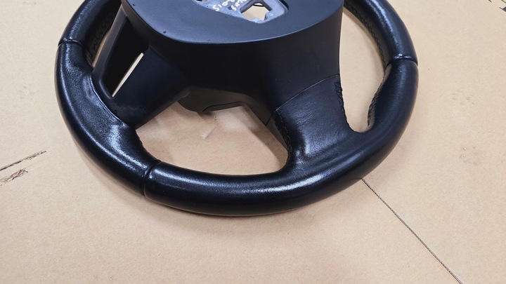 фото №13, Focus mk3 14-18 рестайлинг kuga mk2 16-19 fl c-max ii 15-19 руль кожаный !
