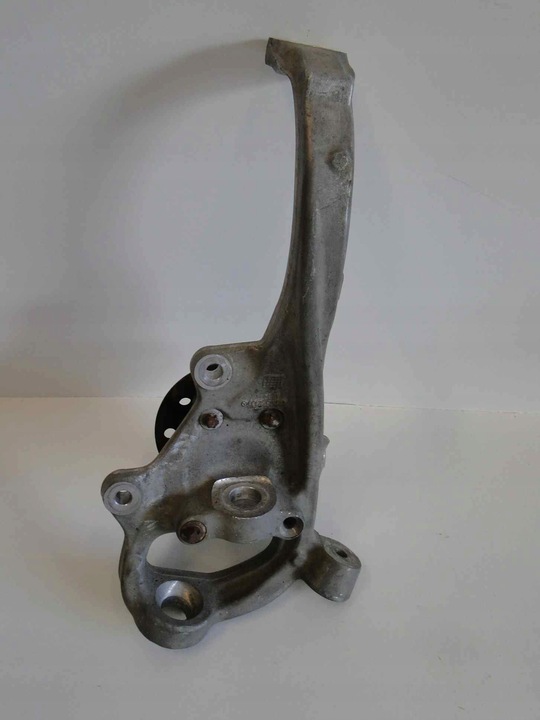 фото №3, Mercedes c класс 205 c/a поворотный кулак левая ступица