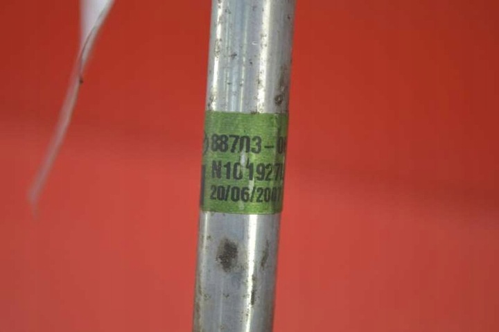 фото №7, Шланг трубка кондиціонера 88703-0h010a peugeot 107 1.0 12v 68 km 05-08