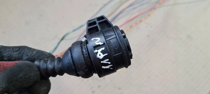 фото №11, A6 c6 рестайлінг штекер коробки 09430010 a4 b8 a5 vw audi