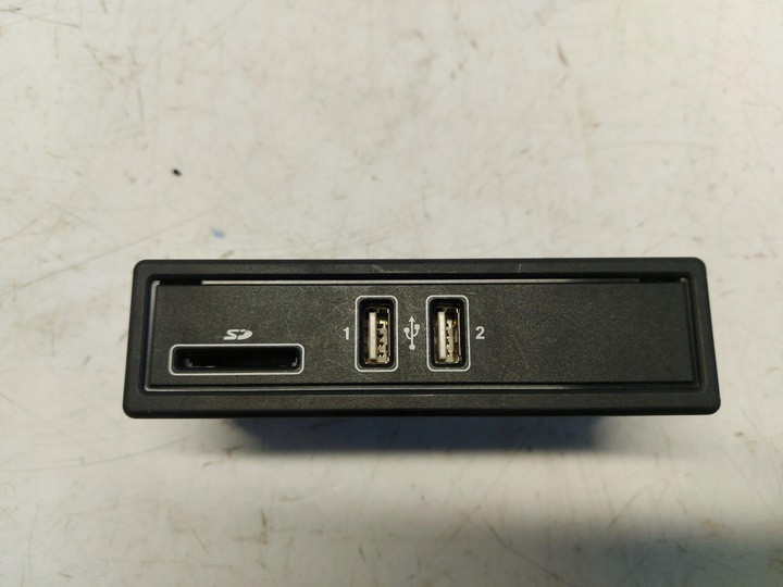 фото №1, Mercedes w447 v220d vito port usb a2058200526