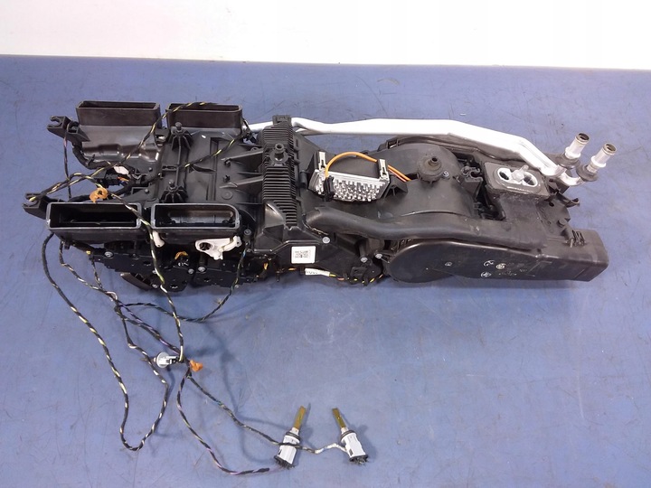 фото №1, Audi a8 s8 d4 4h обігрівач зад задня 4h0820004c