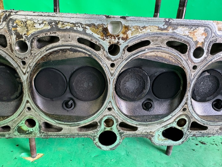 фото №8, Головка цилиндров комплектная вал крышка seat altea xl 1.6 mpi 8v 06- bse