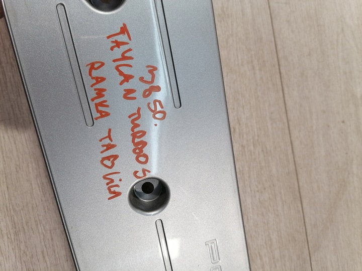 фото №10, Taycan turbo s рамка номерной знак 9j1807287f