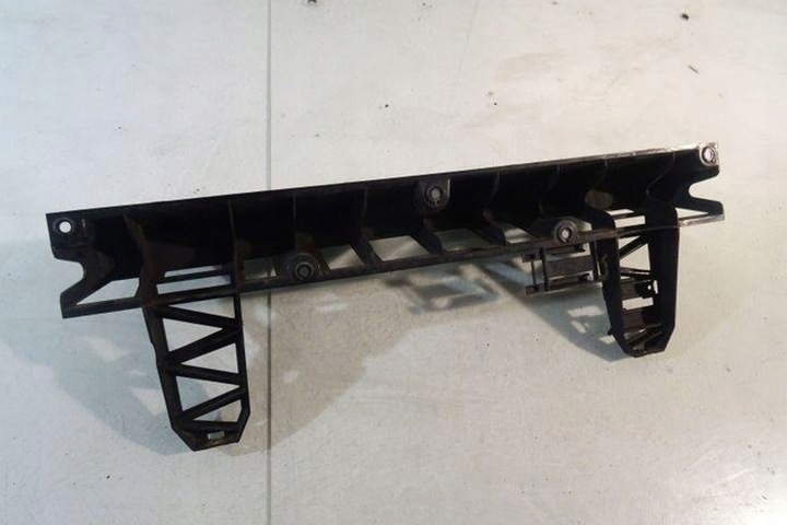 фото №12, Левый ползун заднего бампера bmw x5 e70 7158444 0.3l дизель 173kw 2008