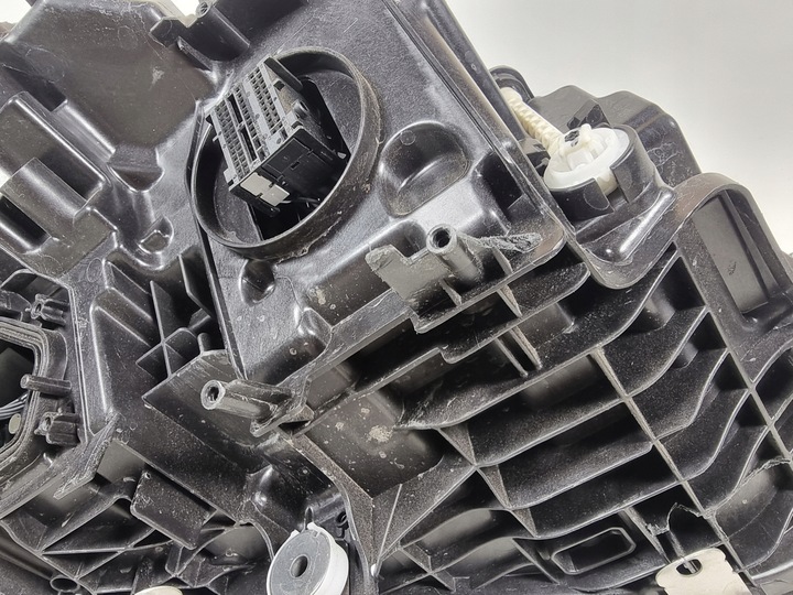 фото №13, Bmw 3 g20 g21 lci рестайлінг повний led лампа ліва перед передня 945080103