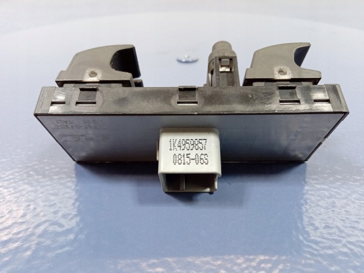 фото №5, Vw touran i панель стекло левые перед 1k4959857