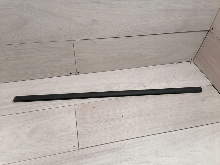 фото №1, Citroen c3 picasso планка правый перед 9681443480