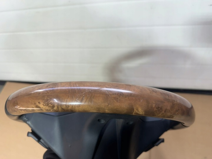 фото №9, Кермо, дерево, шкіра, пелюстки mercedes cls w218, e клас w212