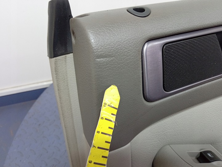 фото №5, A6 c5 рестайлинг sedan обивка дверь зад правая кожа