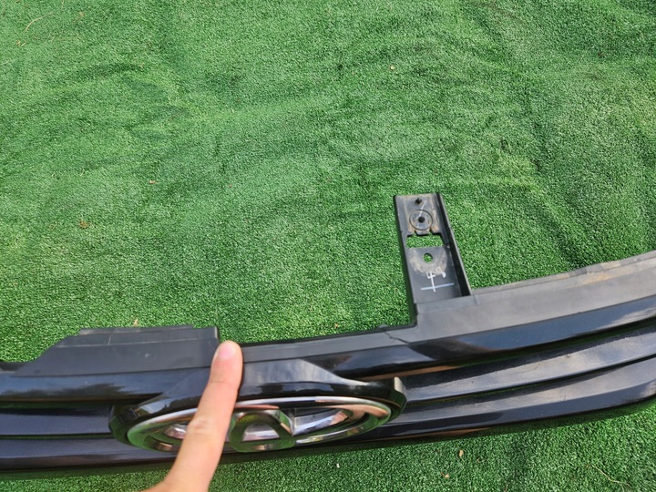 фото №9, Решітка радіатора решітка бампера перед toyota hilux viii 20-