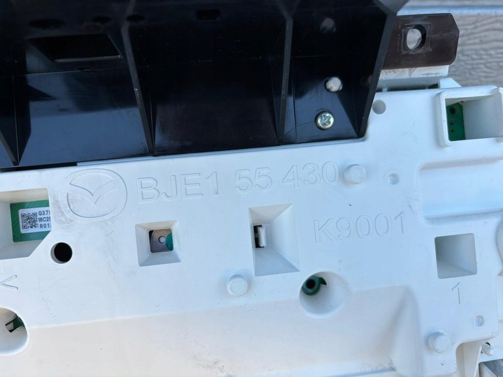 фото №5, Mazda cx3 cx-3 спідометр  прилади проекційний дисплей bje155430