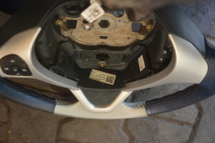 фото №6, Ford fiesta mk7 кермо синя шкіра мульті