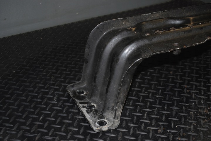 фото №6, Лапи кронштейн коробки mercedes w251 a2512400202