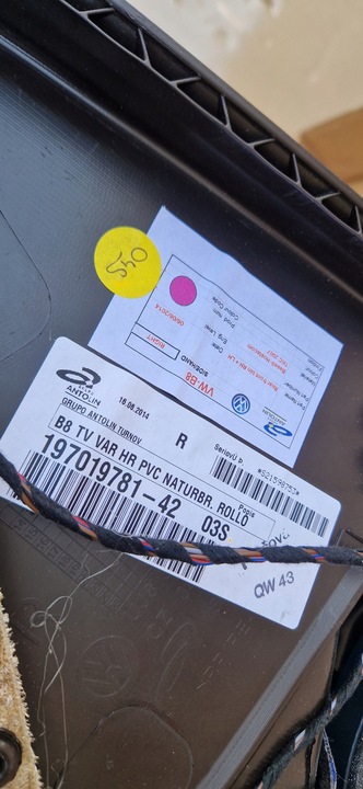 фото №6, Боковина двері passat b8 універсал шкіра зад праві оригінал захист колонки pod ролета