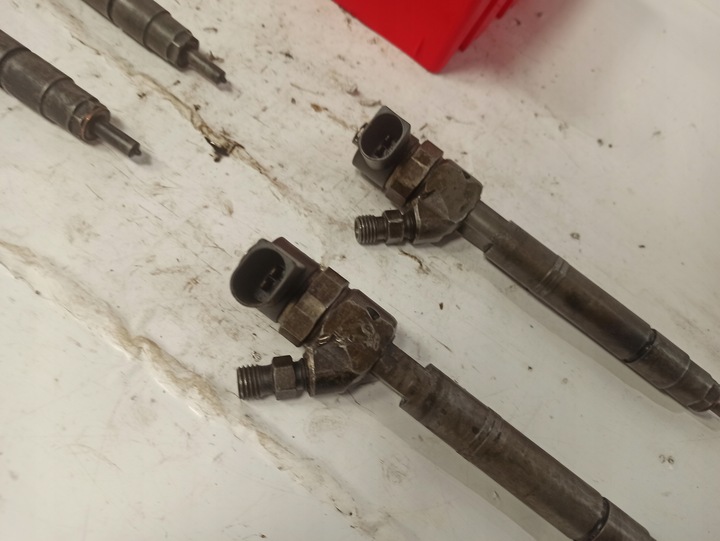 фото №11, Mercedes 2.2 d cdi инжектор 0445110035 a6130700187