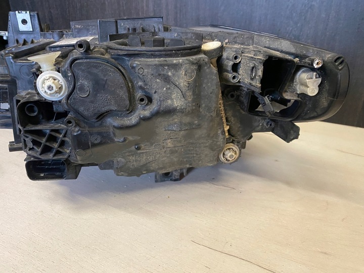 фото №7, Лампа правая фара bmw 3 f30 f31 lci рестайлинг чёрный