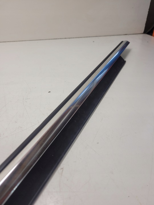 фото №4, Планка хром дверь правый зад audi a7 4g8853764b