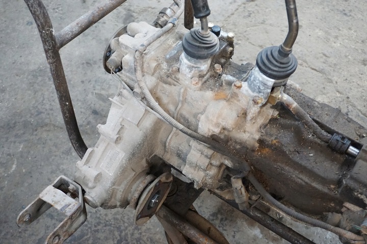 фото №1, Kia ретона редуктор механической коробки 2,0 tdi 01r