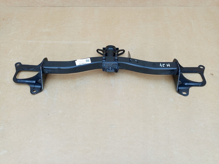 фото №12, Tesla модель 3 2017- hak буксирувальний балка 1670111-00-c