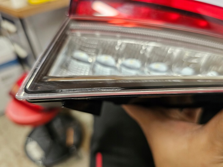 фото №11, Skoda enyaq iv 22r лампа ліва задня зад 5lg945307b