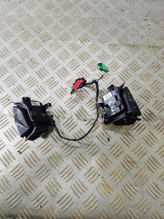 фото №1, Кнопки круиз-контроля круиз-контроль телефона ford focus mk3 c max mk2 дорестайлинг